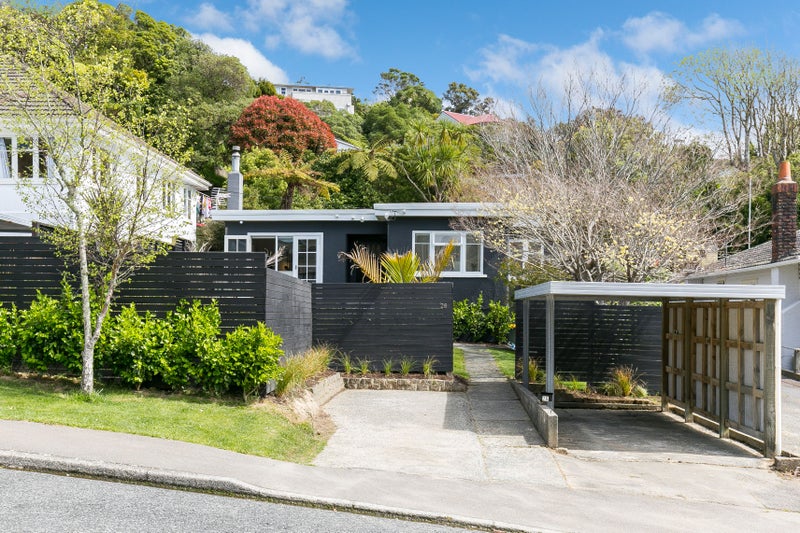26 Richmond Avenue, Karori, Wellington - Carousel 1