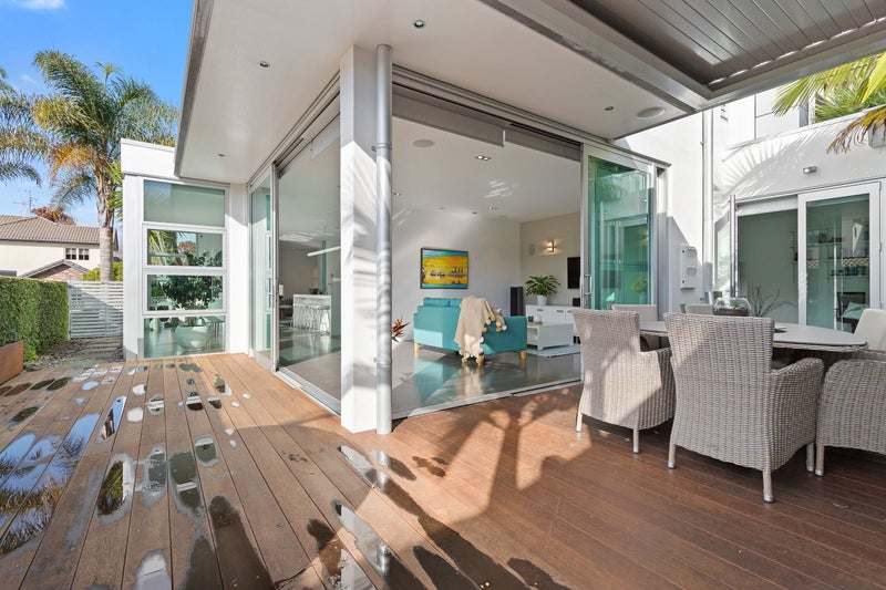 2C Rostrevor Street, Hamilton Central, Hamilton - Carousel 1