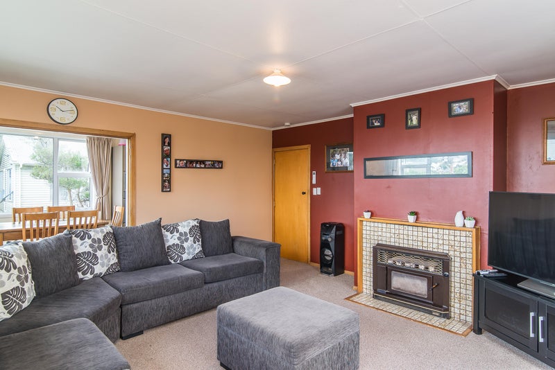 72 Driver Crescent, Cannons Creek, Porirua - Carousel 10