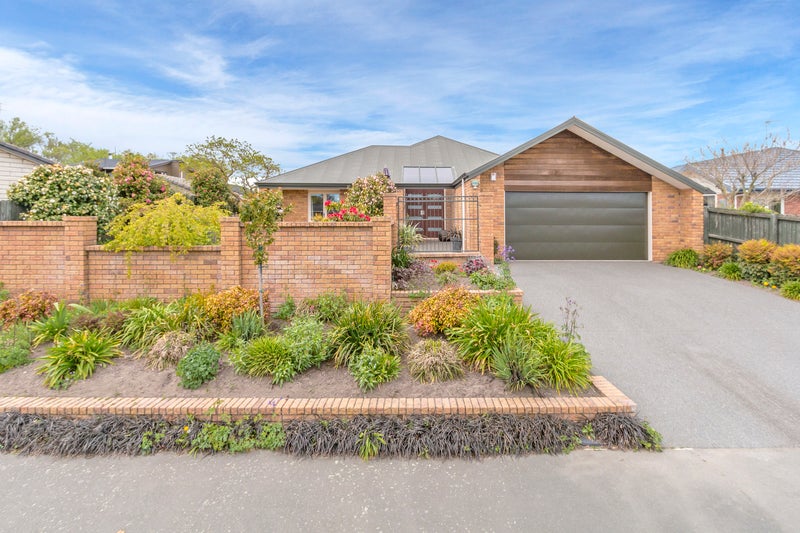 48 Stillwater Avenue, Burwood, Christchurch - Carousel 1