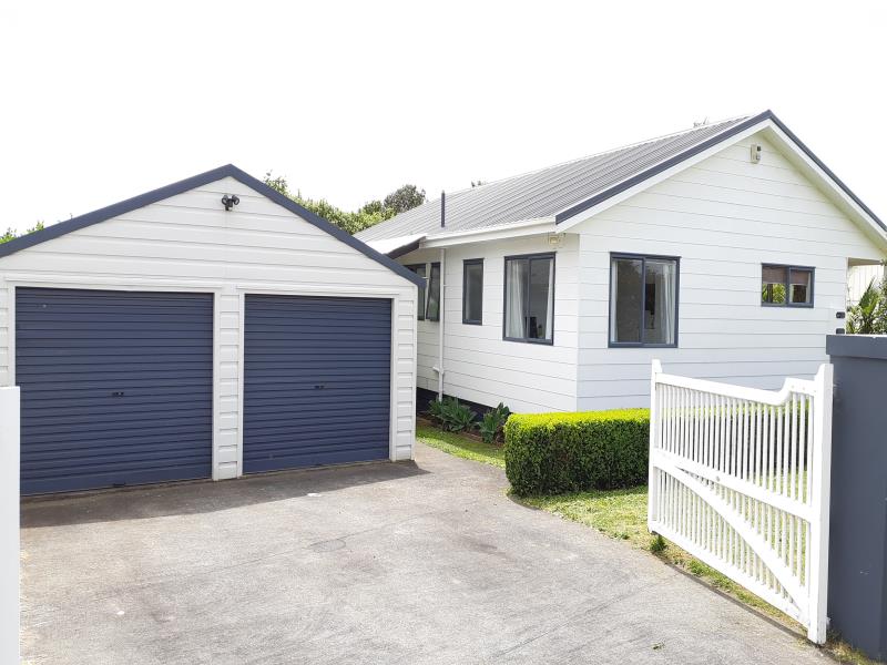 84 Mcrobbie Road, Papakura - Carousel 1