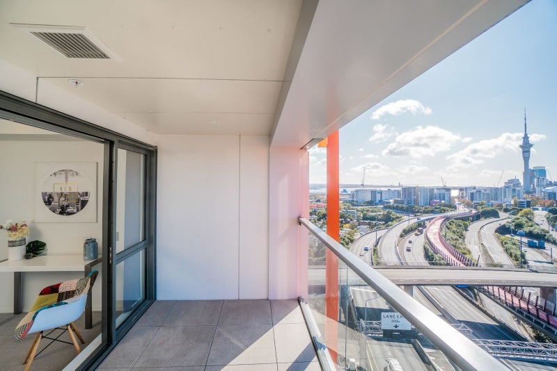 813/5 Howe Street, Auckland Central, Auckland - Carousel 1