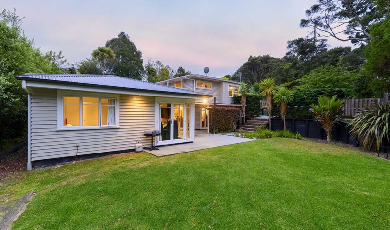 44 Taupo Street, Green Bay, Auckland - Carousel 2