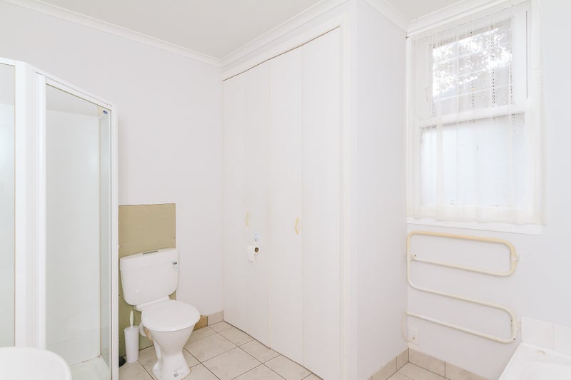 198 Hutt Road, Petone, Lower Hutt - Carousel 10