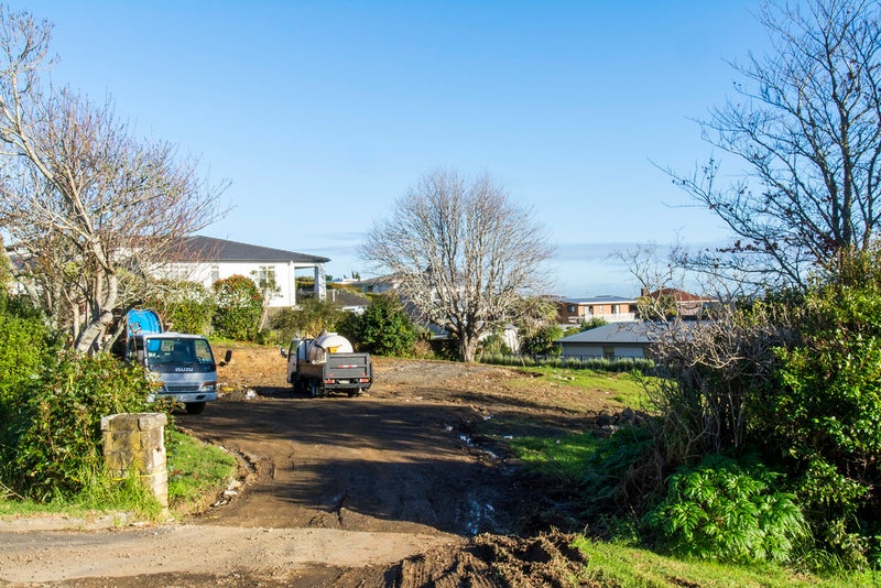 138 Bleakhouse Road, Mellons Bay, Auckland - Carousel 2