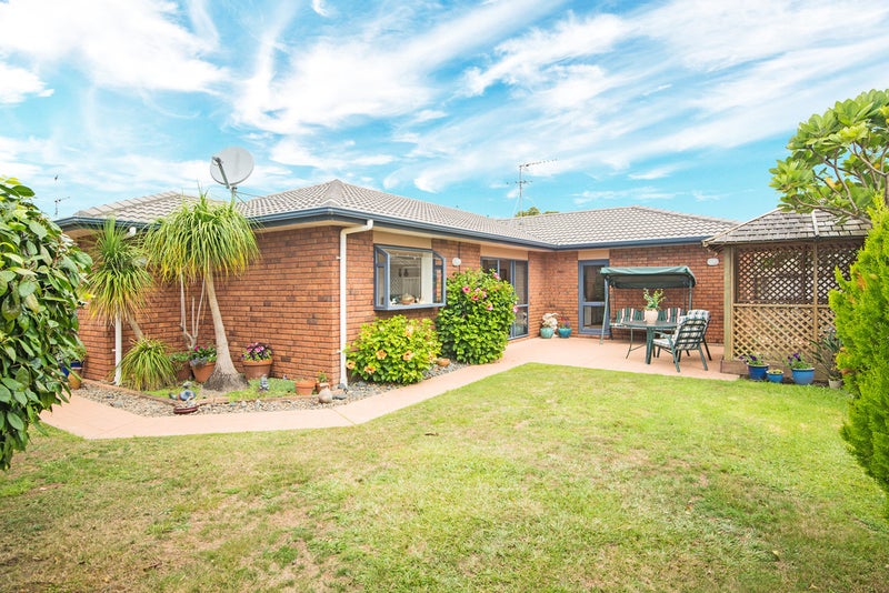 15 Riplington Road, Huntington Park, Auckland - Carousel 2
