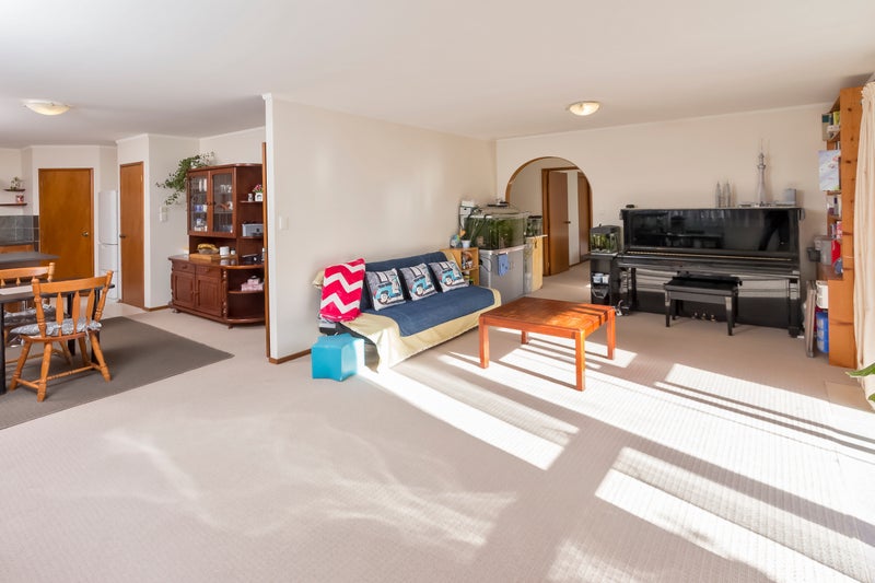 2/84 Dalwhinnie Parade, Highland Park, Auckland - Carousel 10