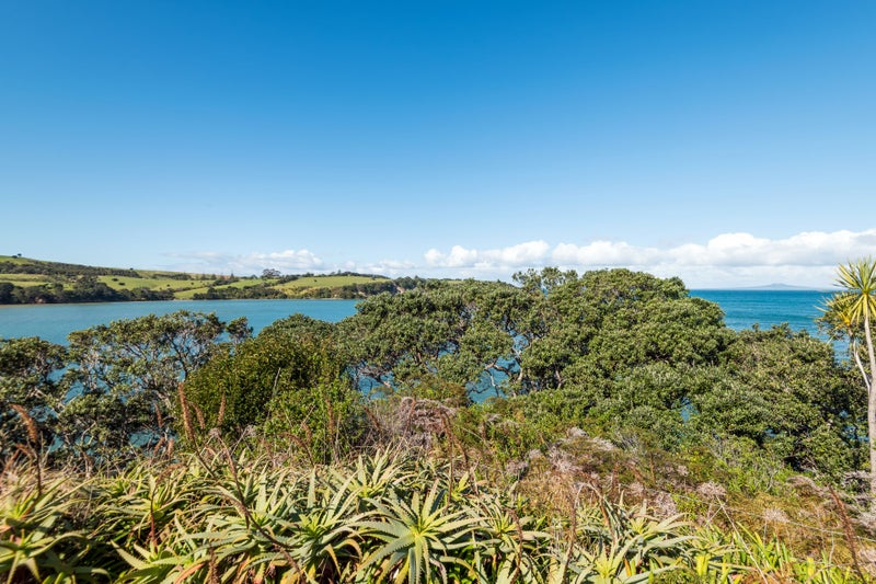 95 Shakespear Road, Army Bay, Whangaparaoa - Carousel 24