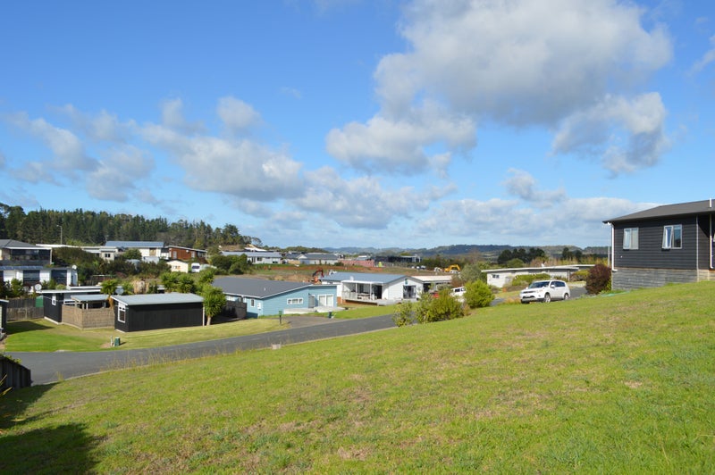 9 Te Whai Street, Mangawhai Heads, Mangawhai - Carousel 2