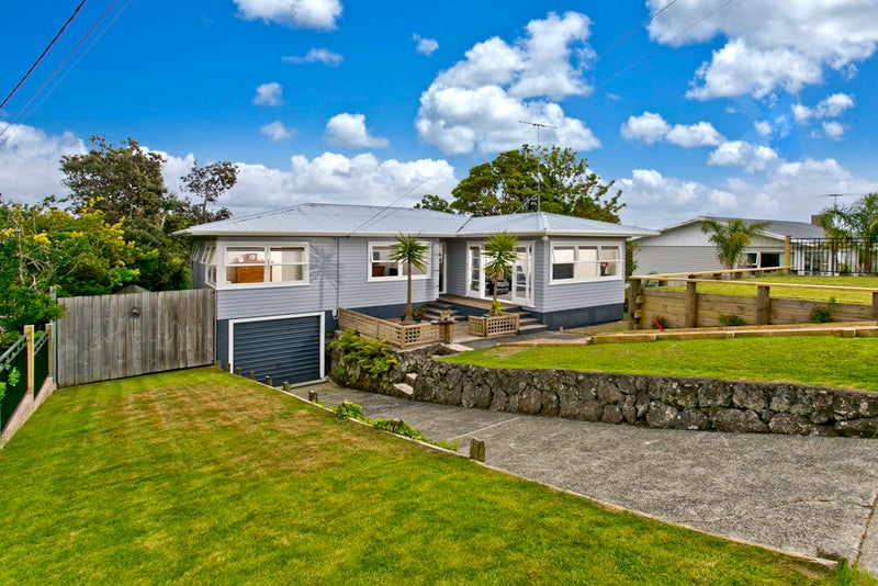 15 Raeben Avenue, Hillcrest, Auckland - Carousel 2