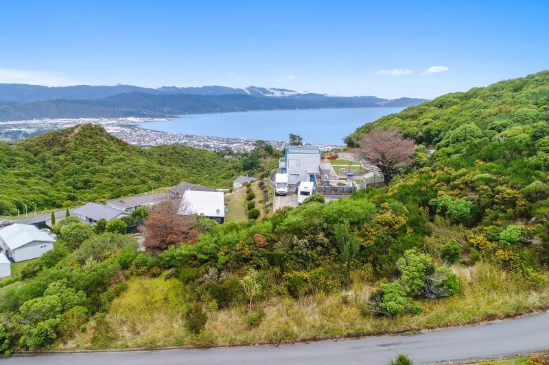 141 Maungaraki Road, Korokoro, Lower Hutt - Carousel 8