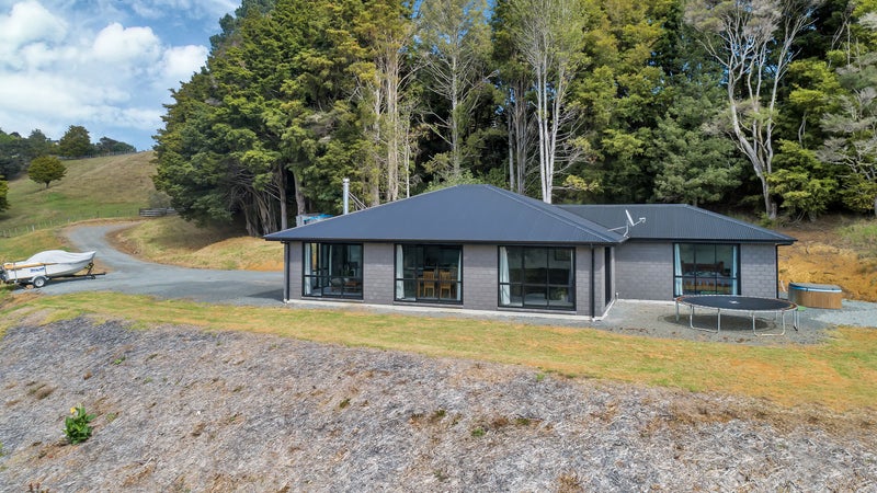 33 Erskine Road, Maunu, Whangarei - Carousel 33