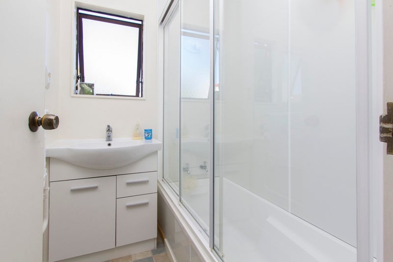 1/29 De Quincey Terrace, Highland Park, Auckland - Carousel 10