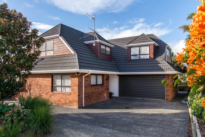 1/172 Bucklands Beach Road, Bucklands Beach, Auckland - Carousel 1