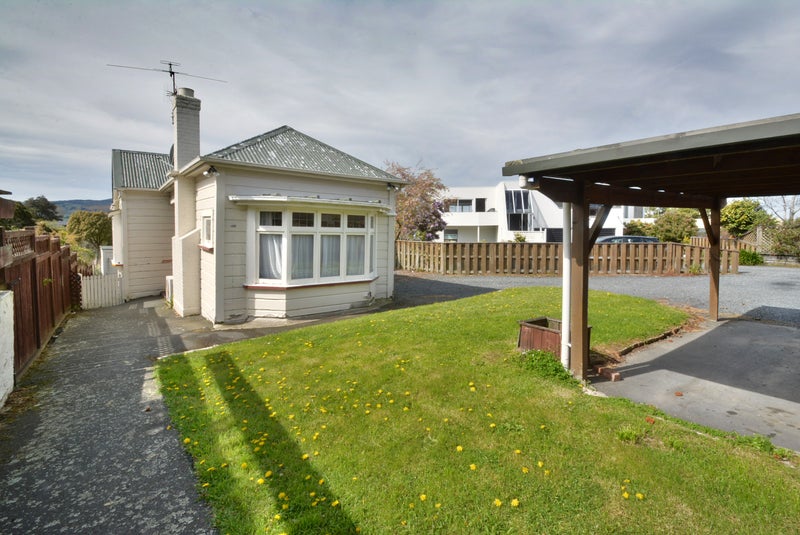 7 Erin Street, Roslyn, Dunedin - Carousel 1