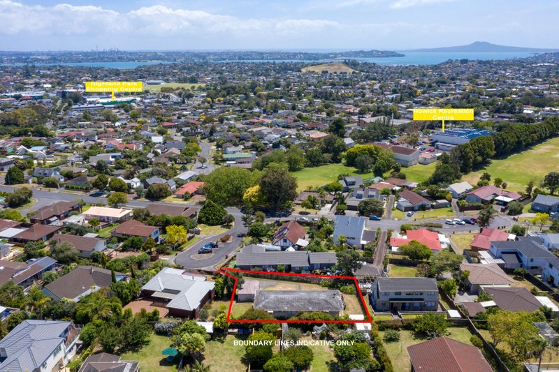 2/6 Clunie Place, Highland Park, Auckland - Carousel 19