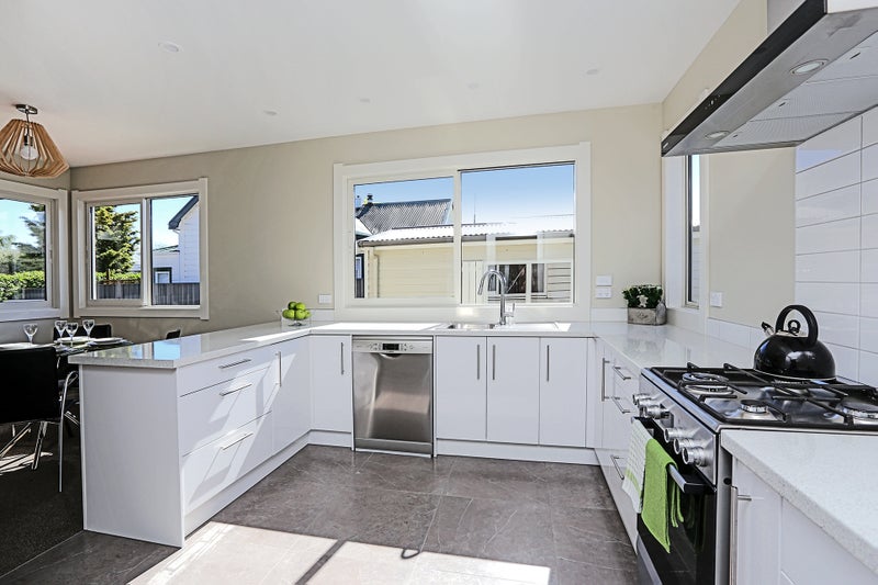 202 Riverslea Road South, Akina, Hastings - Carousel 2