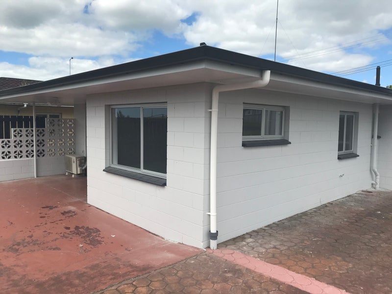 1/3 Dunlop Road, Te Puke, Te Puke - Carousel 2