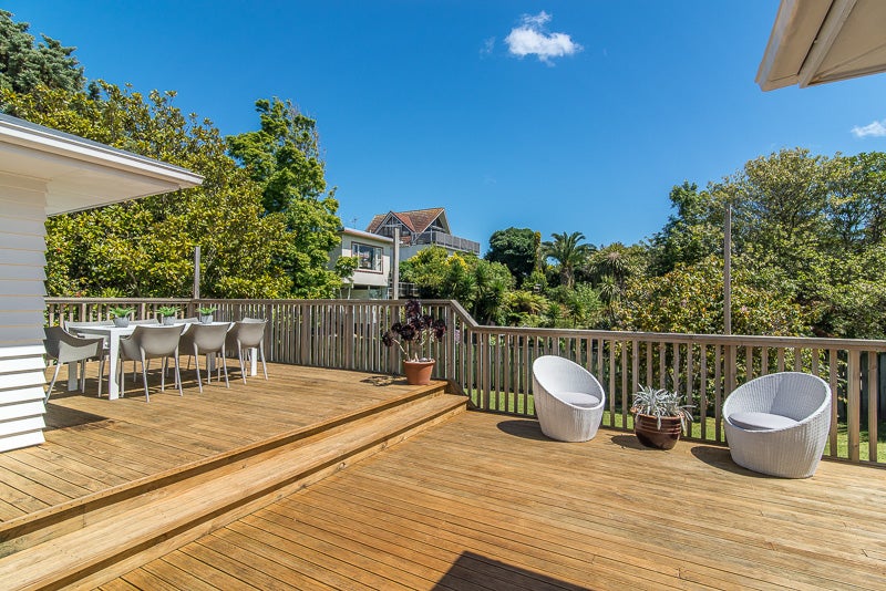 5 Waikare Road, Raumati Beach, Paraparaumu - Carousel 2