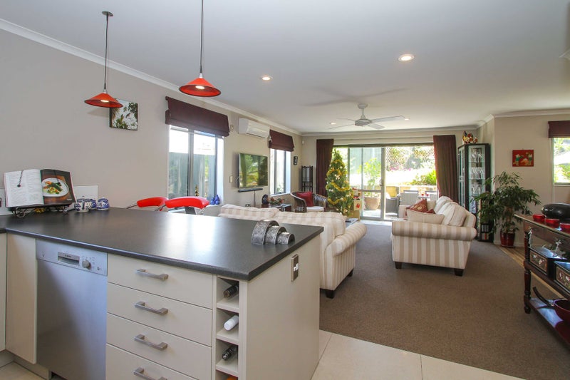 61 Maylee Crescent, Gulf Harbour, Whangaparaoa - Carousel 10