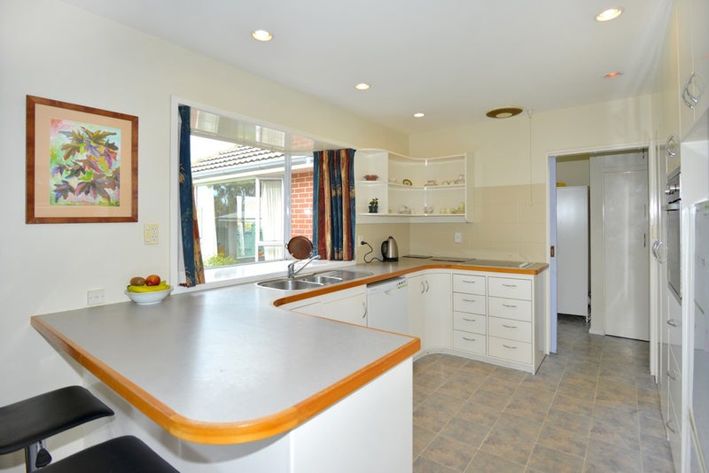 4 Bourne Crescent, Papanui, Christchurch - Carousel 10