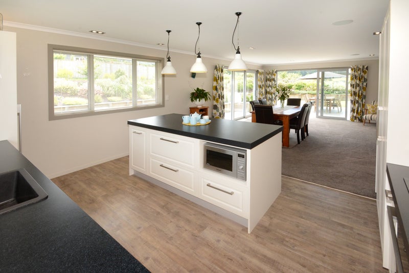 24 Glendermid Close, Sawyers Bay, Port Chalmers - Carousel 10