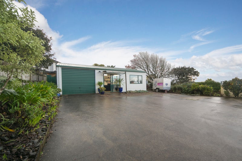16 Bentleigh Avenue, New Windsor, Auckland - Carousel 2