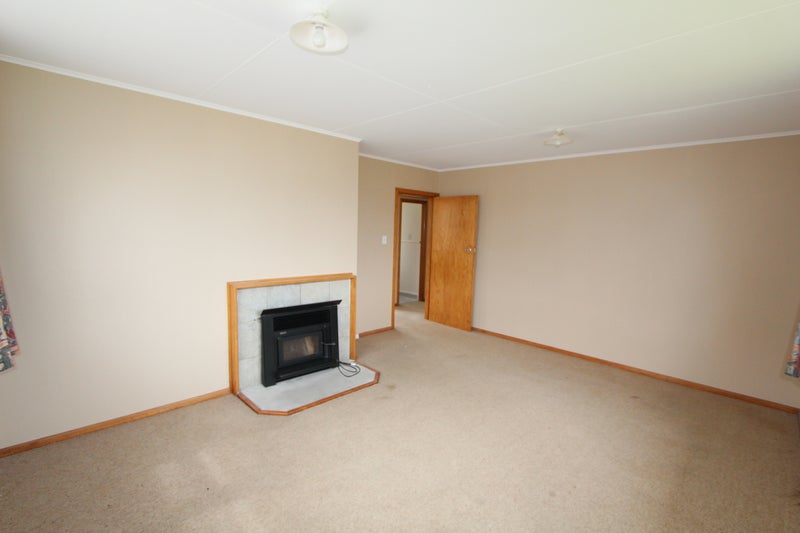 14 Kowhai Place, Tokoroa, Tokoroa - Carousel 2
