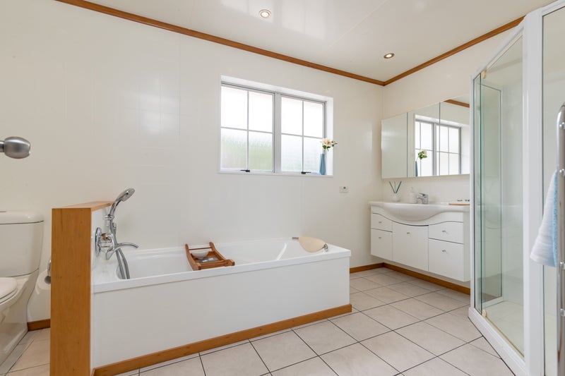 124 Tirohanga Road, Tirohanga, Lower Hutt - Carousel 10