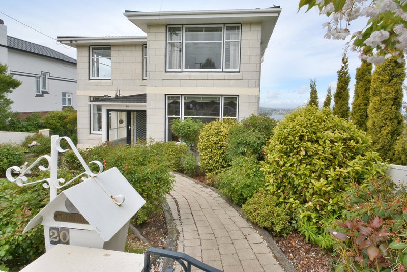 20 Granville Terrace, Belleknowes, Dunedin - Carousel 1