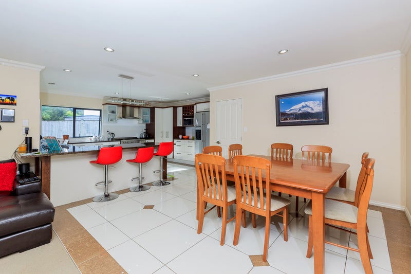 22 Kunzea Place, Greenhithe, Auckland - Carousel 10