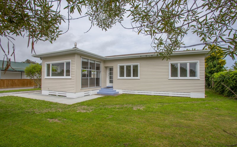 9 Kelvin Street, Inner Kaiti, Gisborne - Carousel 1