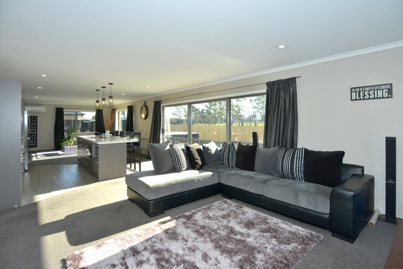 31 Larne Place, Belfast, Christchurch - Carousel 10