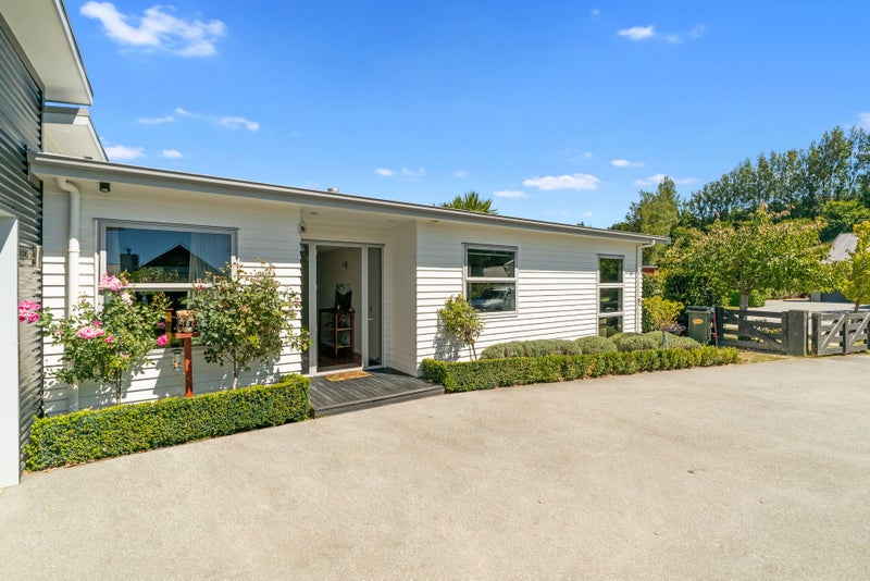 1 Orbell Drive, Lake Hayes, Queenstown - Carousel 2