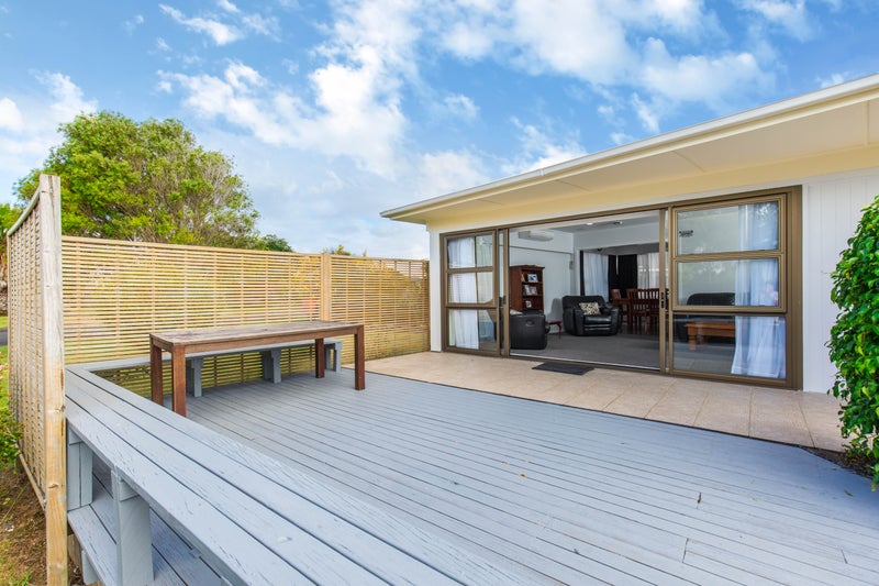 14 Mail Avenue, Weymouth, Auckland - Carousel 2