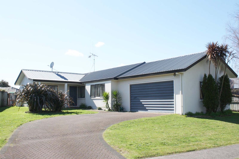 5 Benson Road, Fairview Downs, Hamilton - Carousel 1