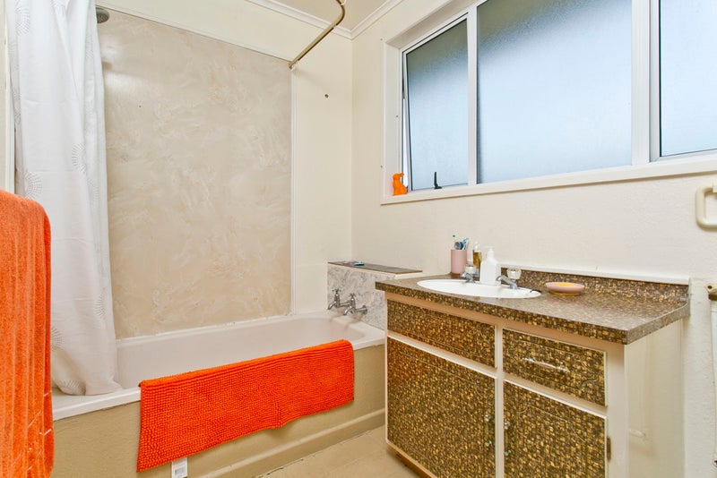 21 Tui Glen Road, Birkenhead, Auckland - Carousel 10