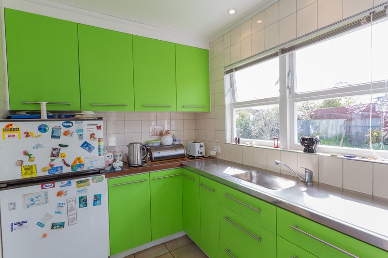 15 Turenne Street, Inner Kaiti, Gisborne - Carousel 2