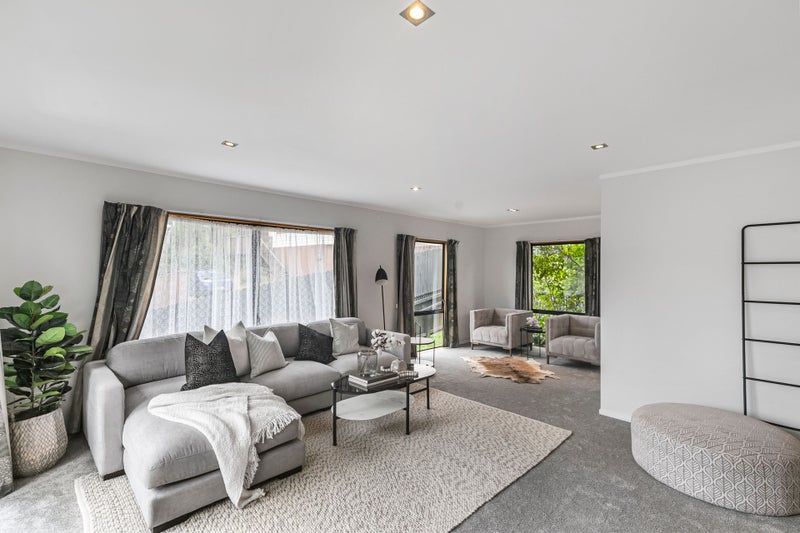 7 Ramonda Close, Bayview, Auckland - Carousel 1