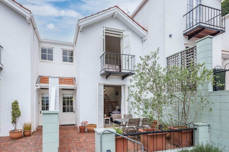 3 Kilmister Avenue, Thorndon, Wellington - Carousel 2