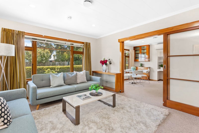 2 Wainoni Road, Wainoni, Christchurch - Carousel 1