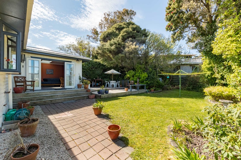 36 Kiriwai Road, Paremata, Porirua - Carousel 2