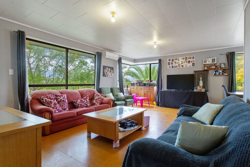 19 Sunningdale Street, Wattle Downs, Auckland - Carousel 2
