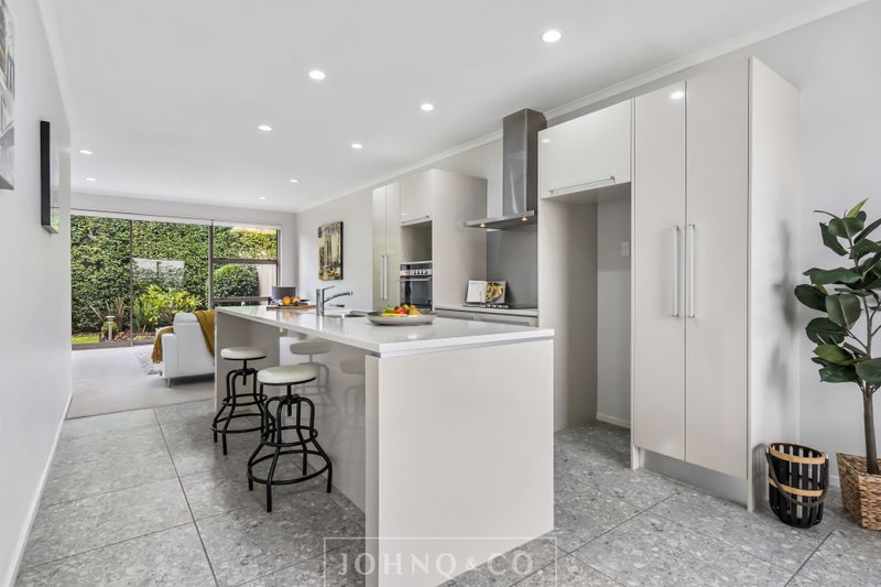 20 Purchas Hill Drive, Stonefields, Auckland - Carousel 2