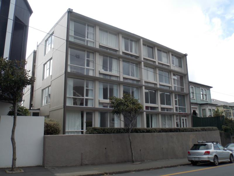 8 Brougham Street, Mount Victoria, Wellington - Carousel 1