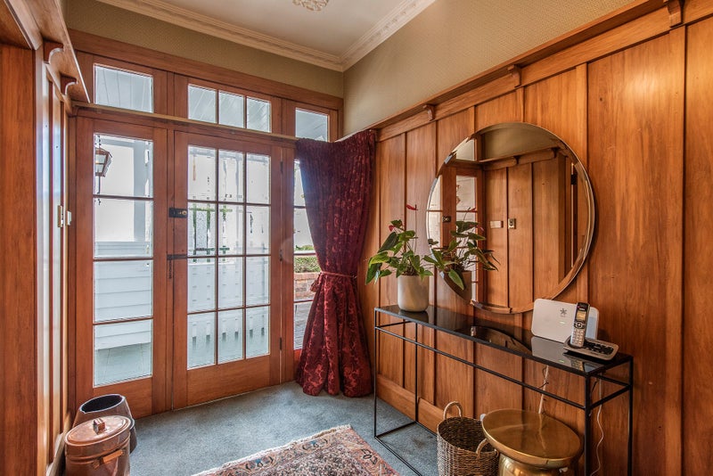 20 Selwyn Terrace, Thorndon, Wellington - Carousel 2