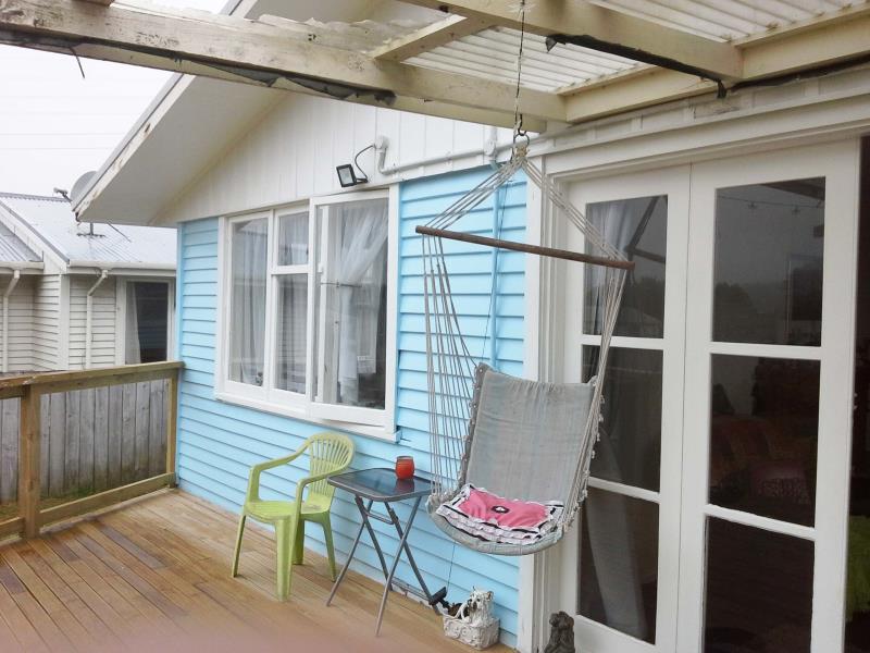 7 Tohu Place, Spotswood, New Plymouth - Carousel 1