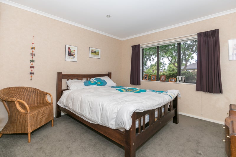 2 Taunton Court, Huntington, Hamilton - Carousel 10