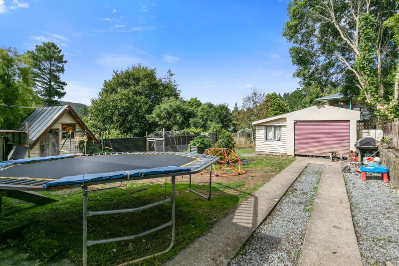1004 Blue Mountains Road, Blue Mountains, Upper Hutt - Carousel 12
