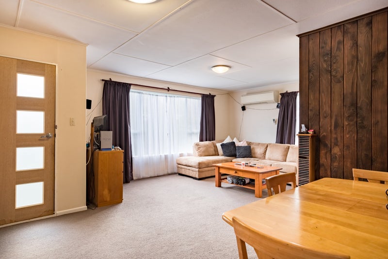 60 Meremere Street, Wainuiomata, Lower Hutt - Carousel 2